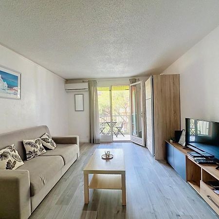 Studio Bord De Mer Boulouris A Saint Raphael Exterior photo